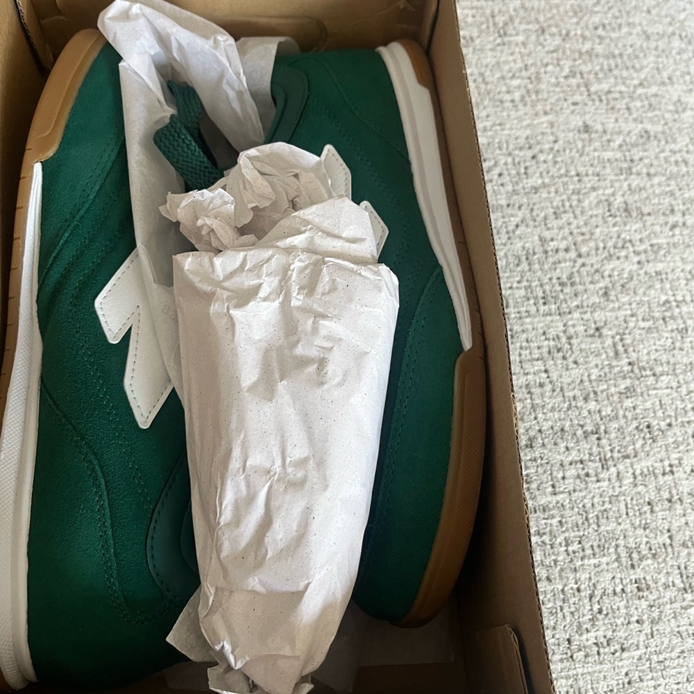 NWT New Balance RC42 Sneakers in Original Green and White - Picture 6 of 7